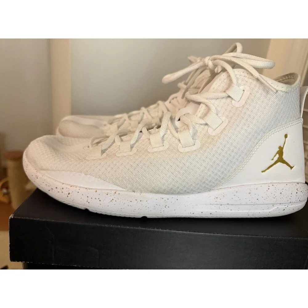Nike Air Jordan Reveal Metallic Gold Coin White Sneakers Men’s 11.5